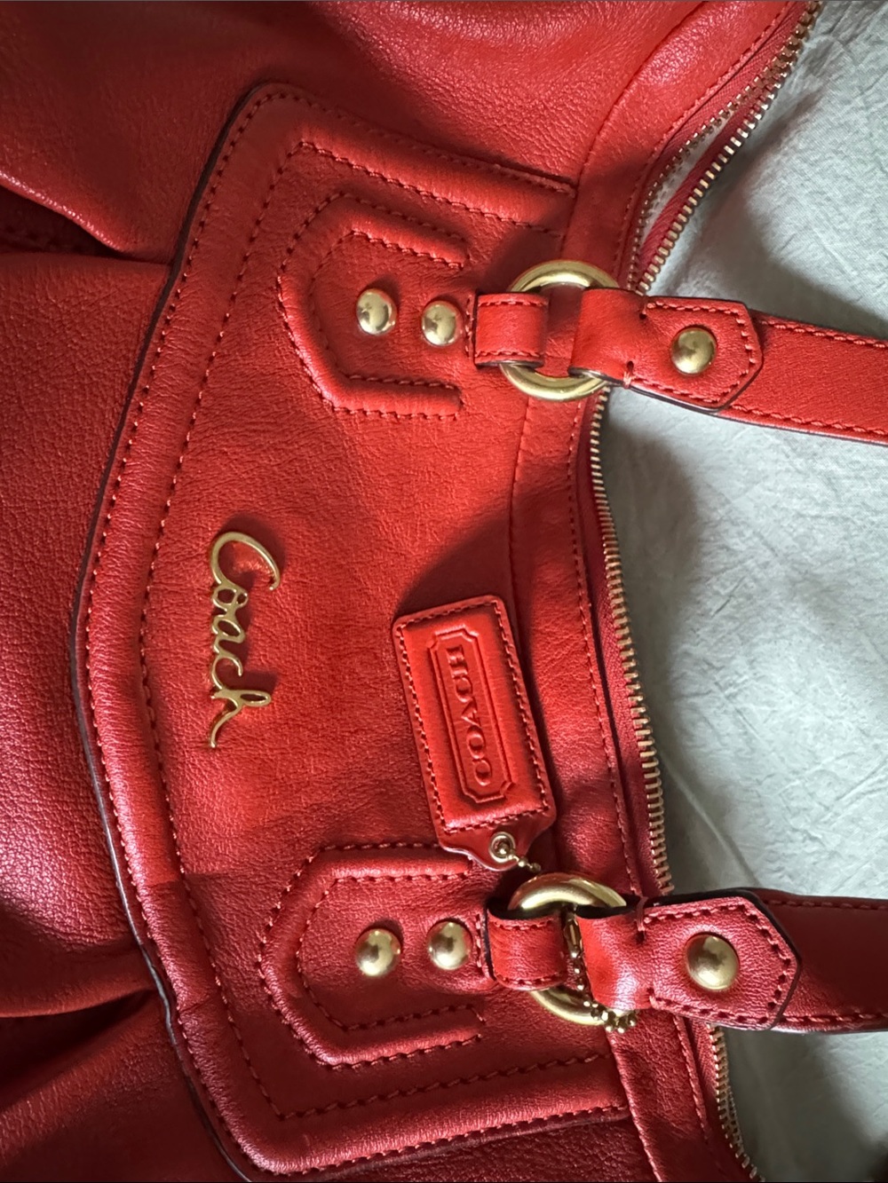 Coach Burnt Orange Leather Hobo Shoulder Bag with Gold Hardware - Picture 2 of 6